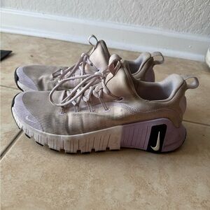 Nike Women’s Light Lavender Athletic Sneakers